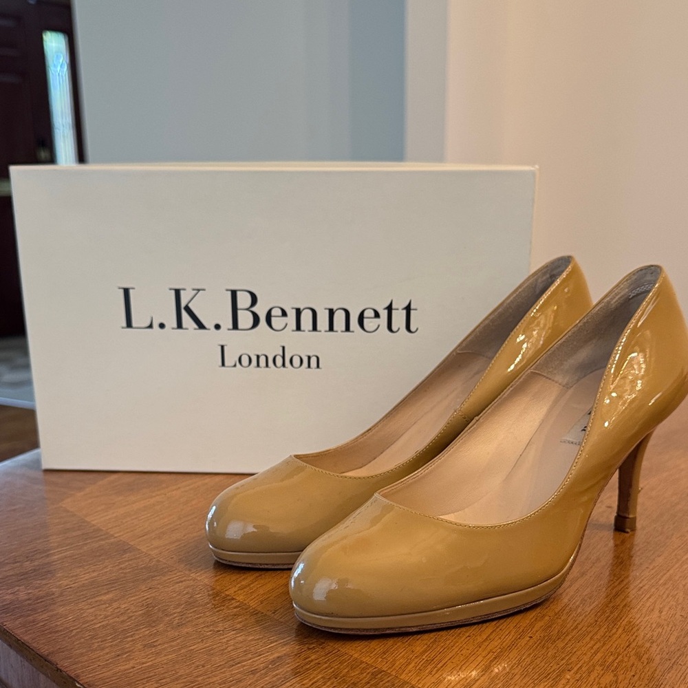 LK Bennett Women's Beige Heels